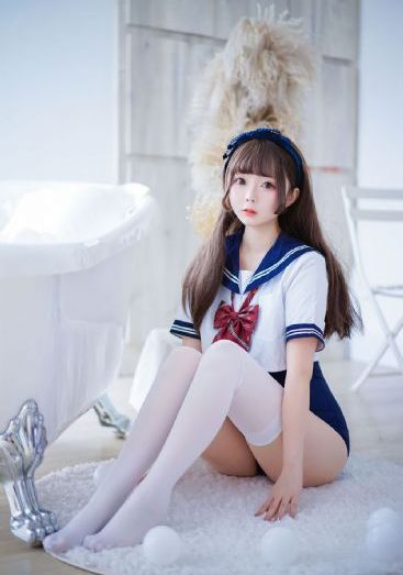 亚洲欧美第一视频