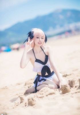 秋霞三级伦电影