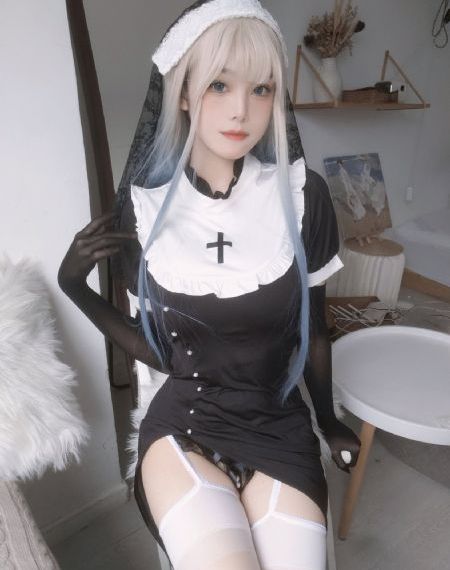 老师真嫩真紧好爽20p
