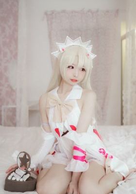 《春欲》