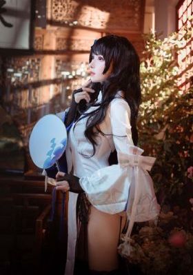 公侵犯美丽人妻hd